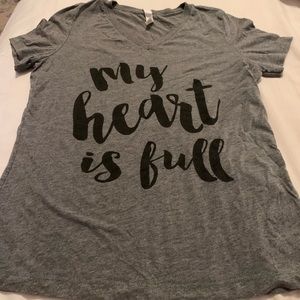 EUC Women’s Heather Gray Vneck Short sleeve T-shirt
